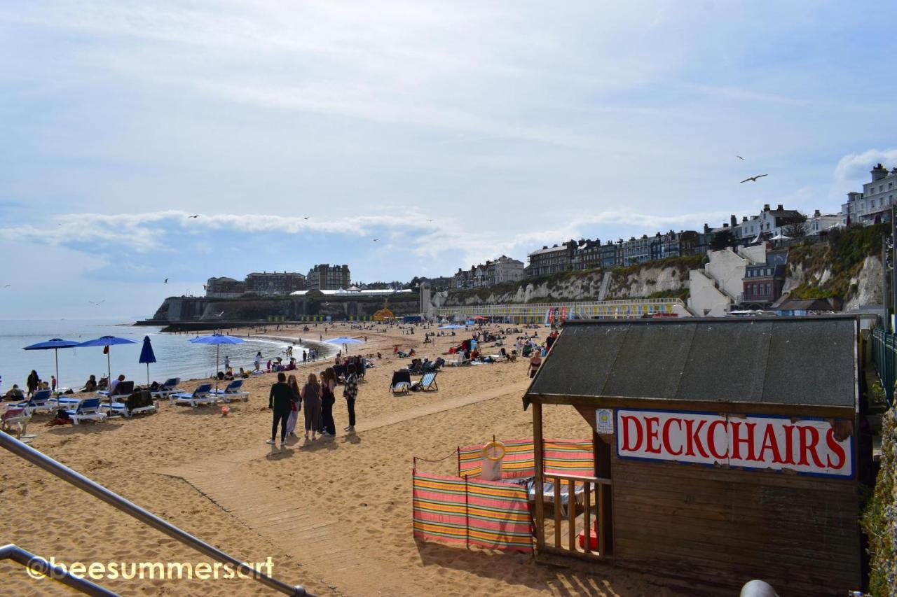 Central Broadstairs Apartment Close To Beach Exterior photo